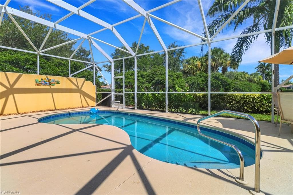 8507 Alessandria Ct, Naples, FL 34114-32