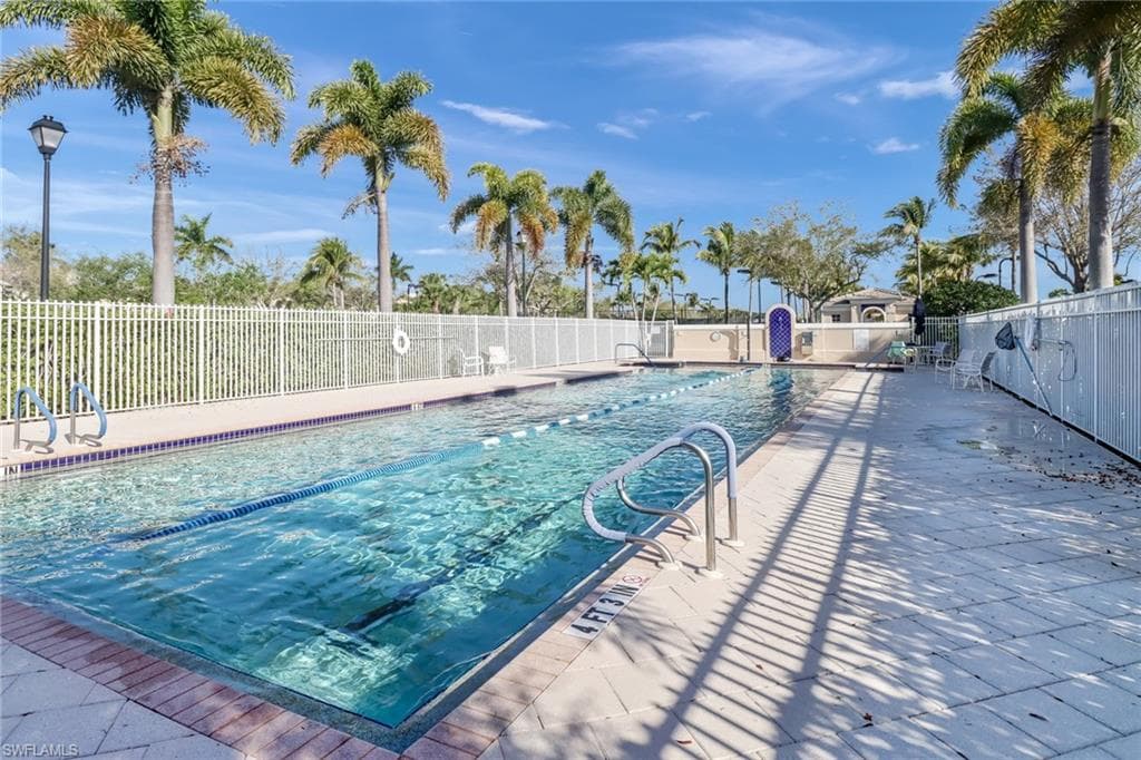 8507 Alessandria Ct, Naples, FL 34114-37