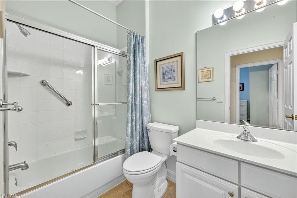 21812 Masters Cir, Estero, FL 33928-23