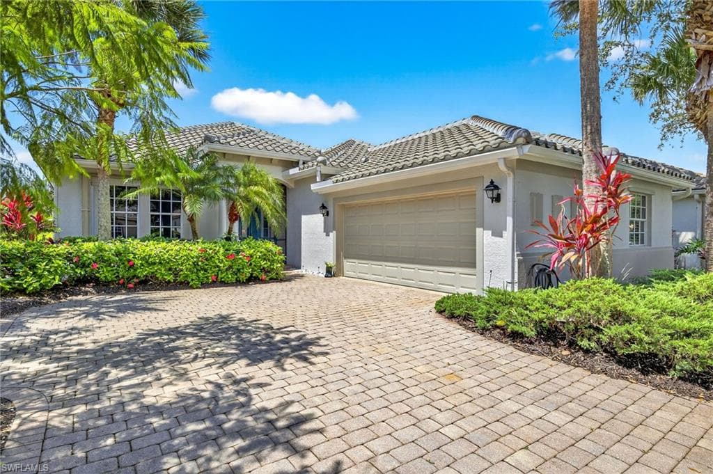 21812 Masters Cir, Estero, FL 33928-3