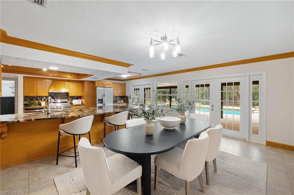 5141 Palmetto Woods Dr, Naples, FL 34119-16