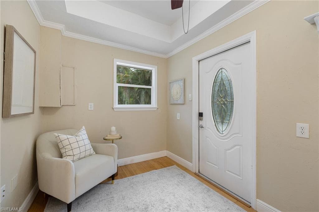 5141 Palmetto Woods Dr, Naples, FL 34119-29
