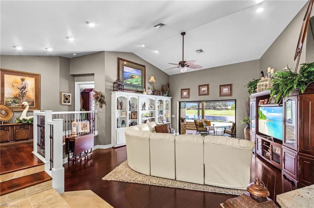 15220 Kilbirnie Dr, Fort Myers, FL 33912-5