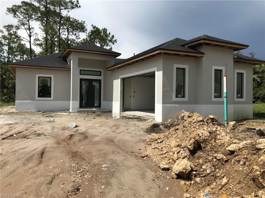 4383 26th Ave SE, Naples, FL 34117-3