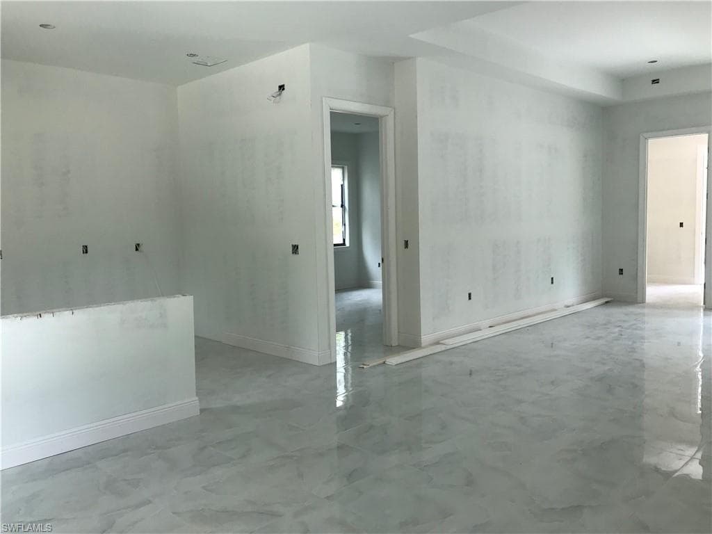 4383 26th Ave SE, Naples, FL 34117-6