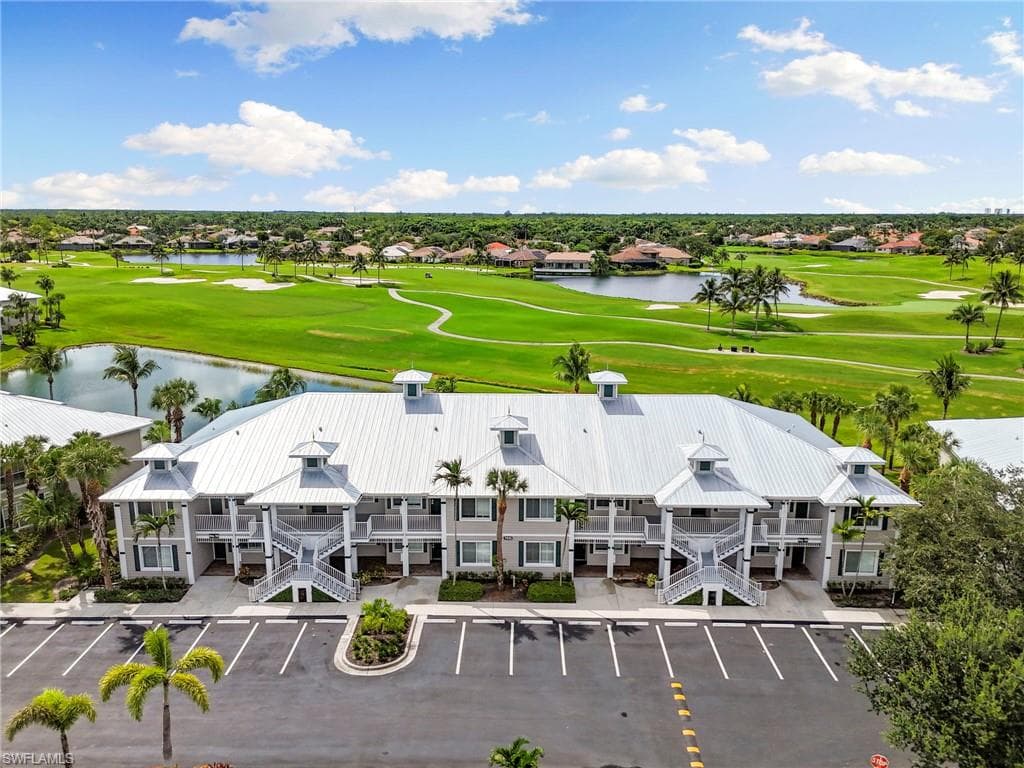7935 Mahogany Run Ln 716, Naples, FL 34113-1