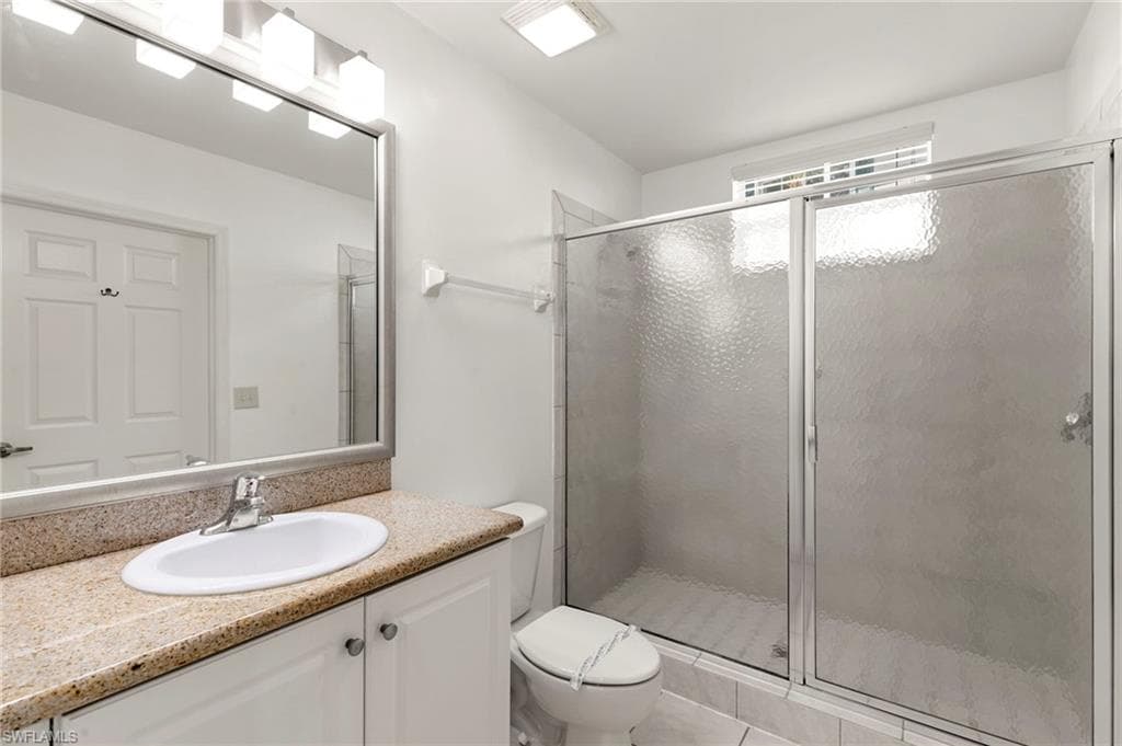 7935 Mahogany Run Ln 716, Naples, FL 34113-26