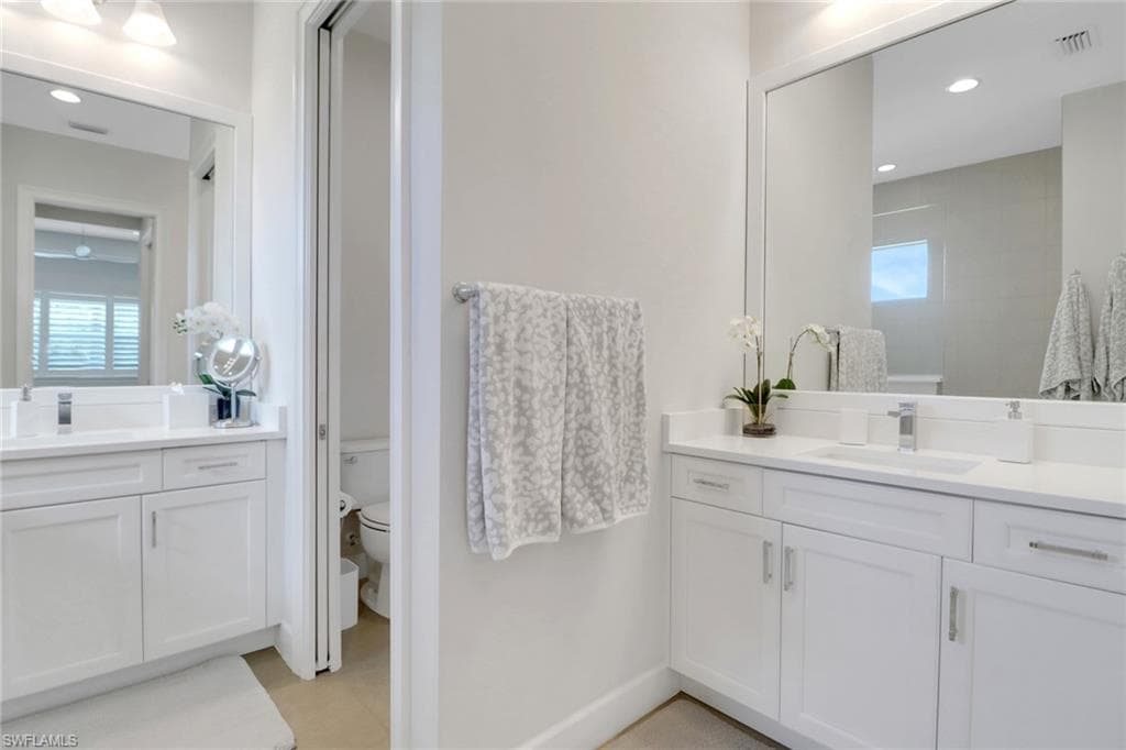 6225 Antigua Way, Naples, FL 34113-26