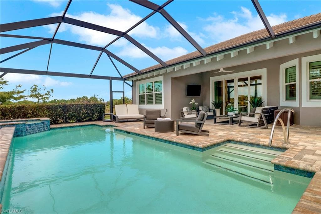 6225 Antigua Way, Naples, FL 34113-32