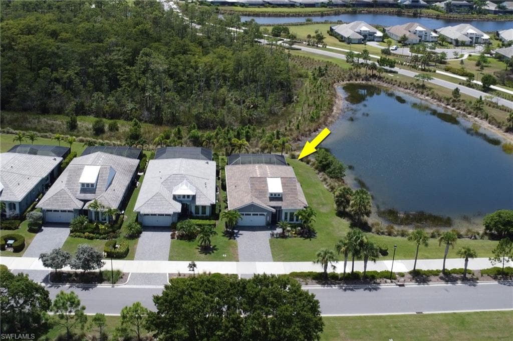 6225 Antigua Way, Naples, FL 34113-38