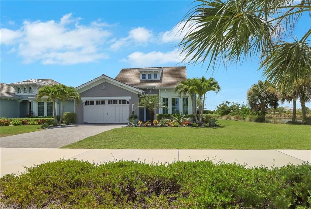6225 Antigua Way, Naples, FL 34113-3