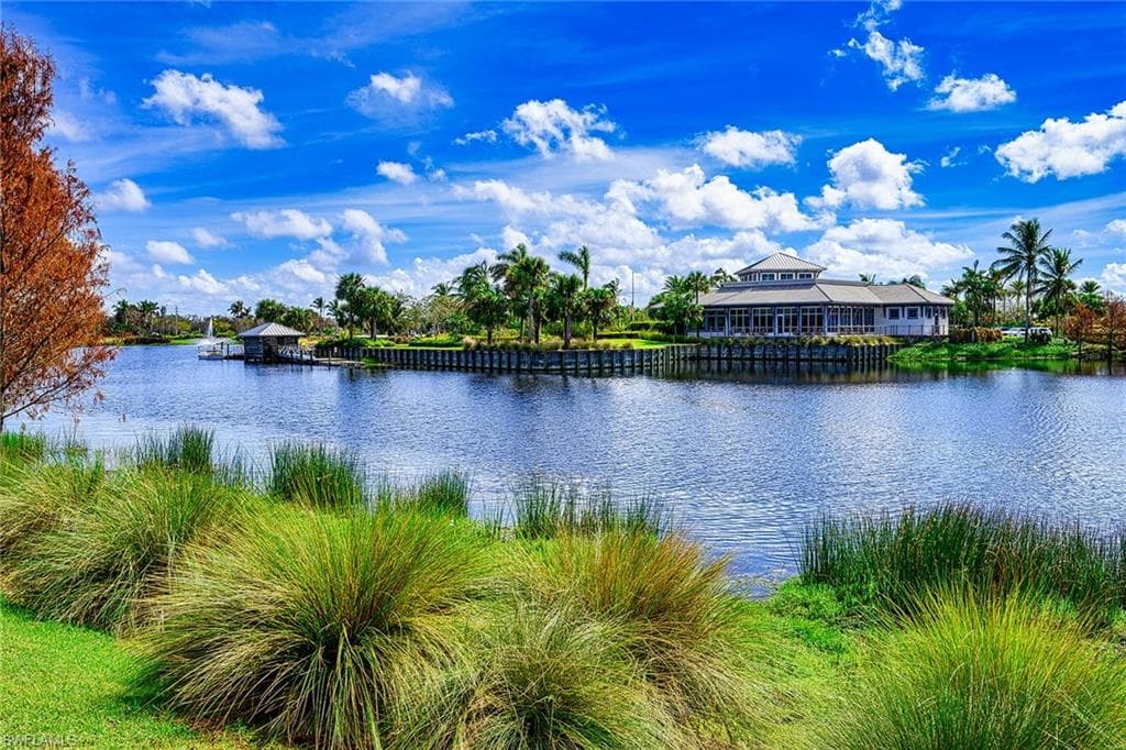 6225 Antigua Way, Naples, FL 34113-48