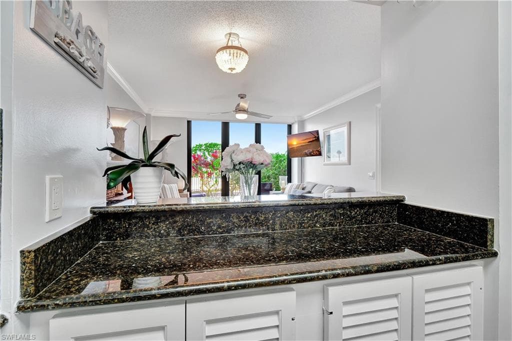180 Seaview Ct 103, Marco Island, FL 34145-14