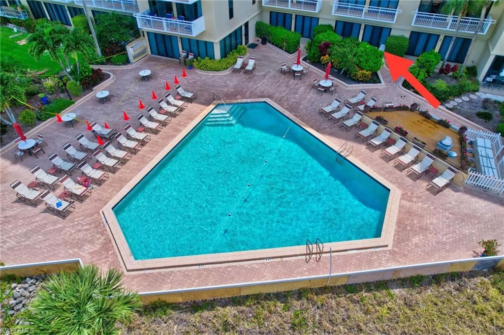 180 Seaview Ct 103, Marco Island, FL 34145-1