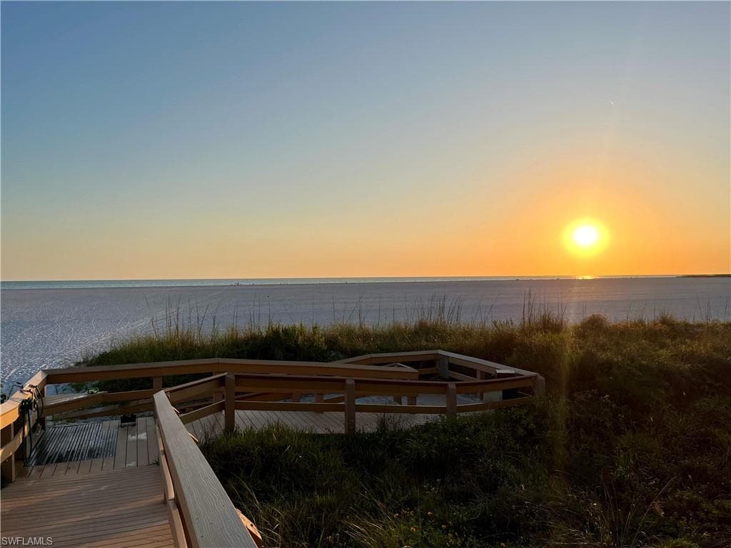 180 Seaview Ct 103, Marco Island, FL 34145-28