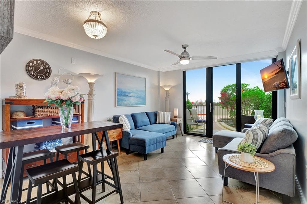 180 Seaview Ct 103, Marco Island, FL 34145-6