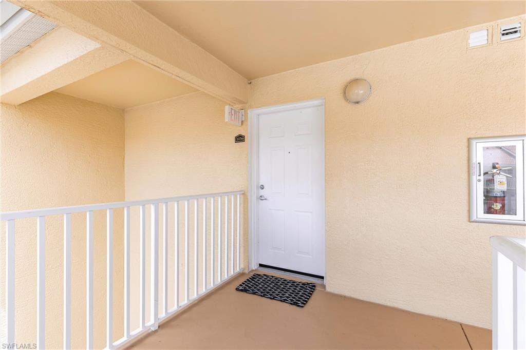 8274 Key Royal Cir 1036, Naples, FL 34119-26