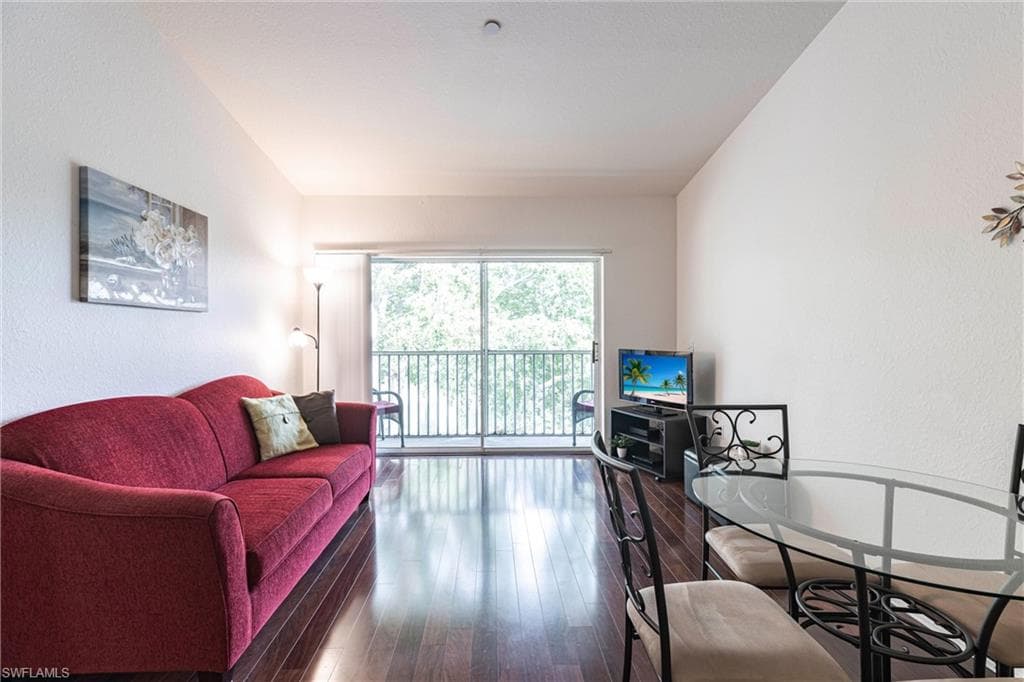 8274 Key Royal Cir 1036, Naples, FL 34119-7
