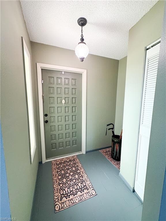 2437 La Salle Ave, Fort Myers, FL 33907-7