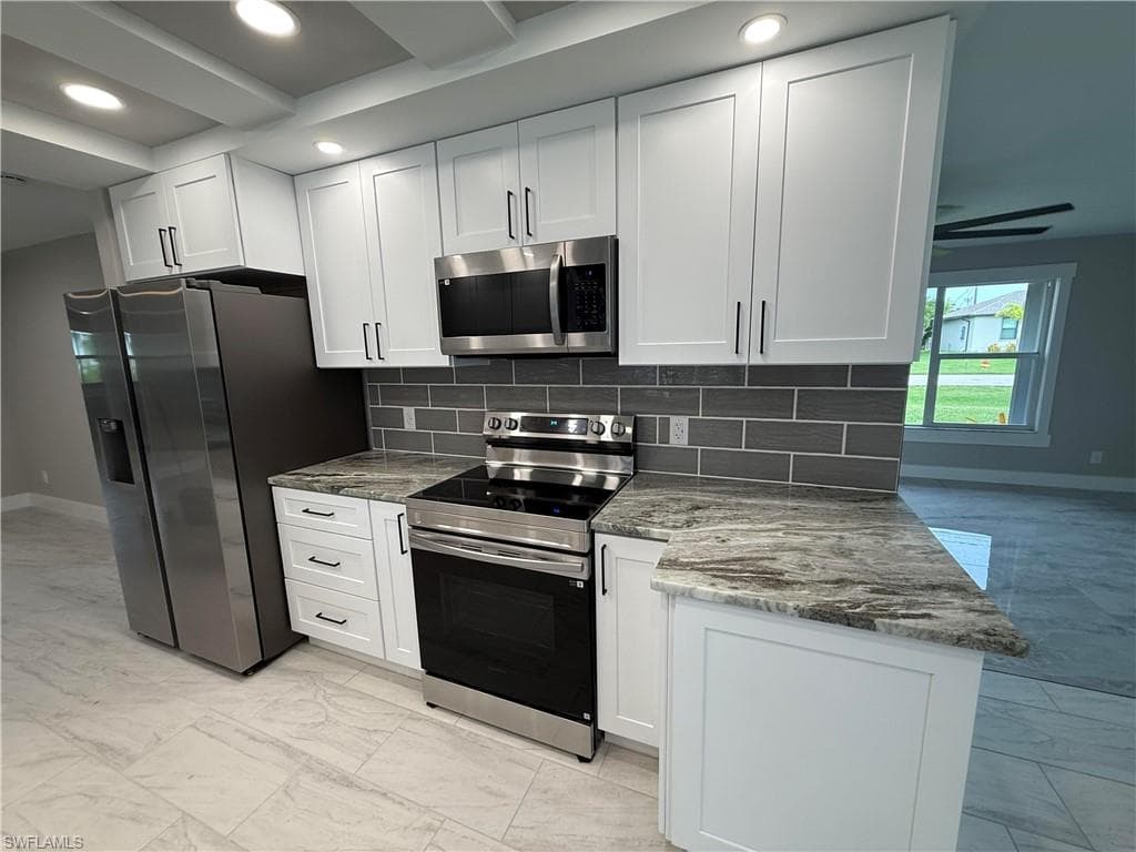 2122 13th Ter, Cape Coral, FL 33990-3