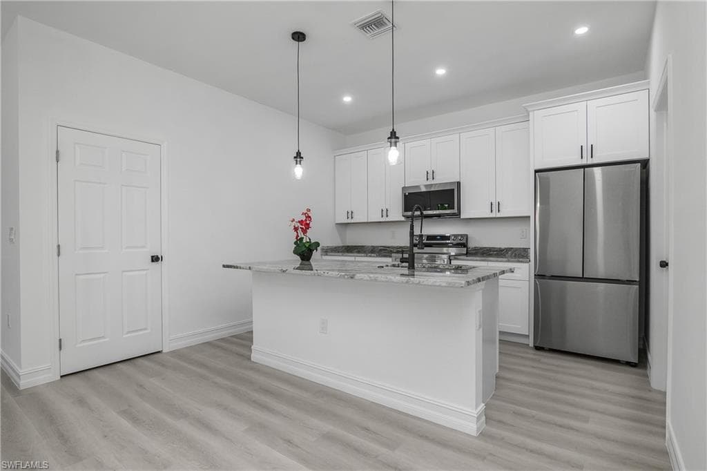14341 Trinidad St, Fort Myers, FL 33905-11