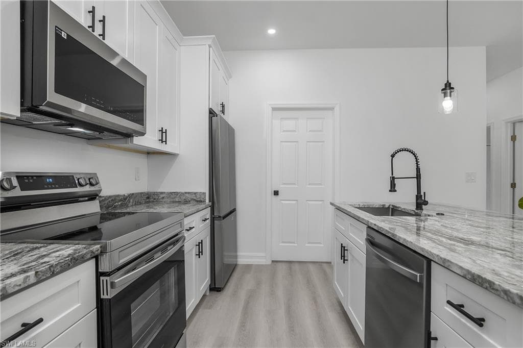 14341 Trinidad St, Fort Myers, FL 33905-13