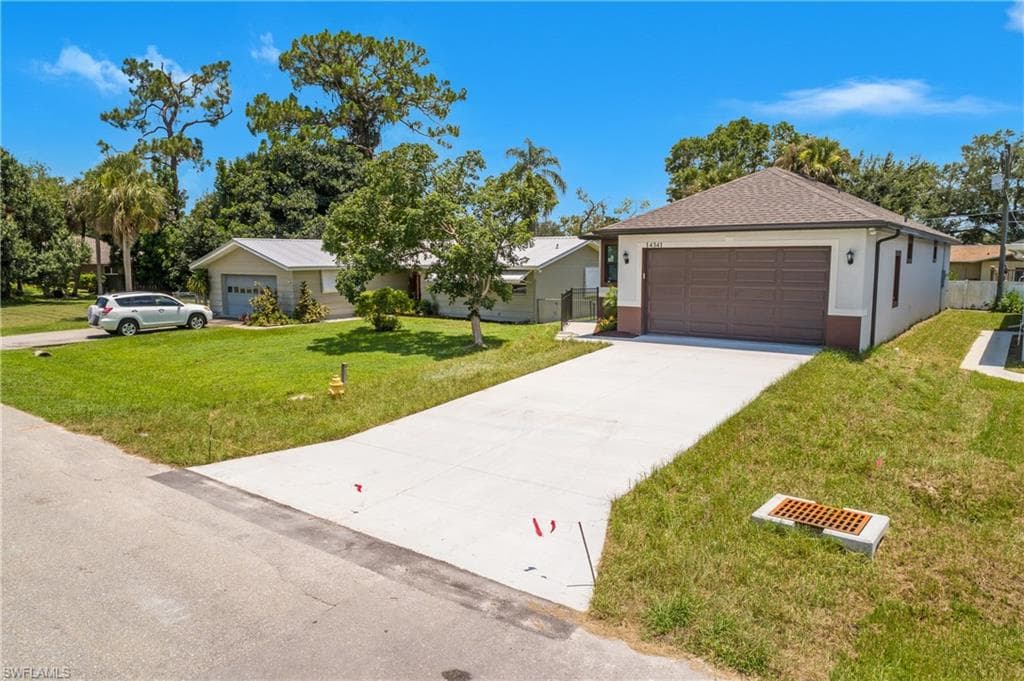 14341 Trinidad St, Fort Myers, FL 33905-3