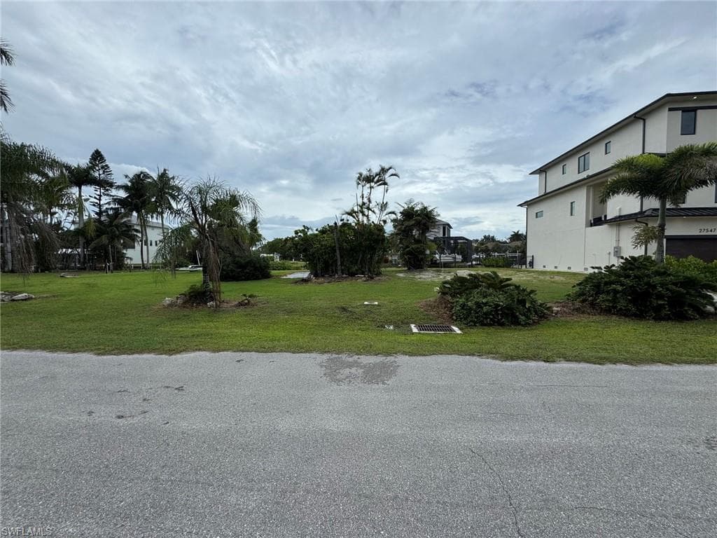 27555 Big Bend Rd, Bonita Springs, FL 34134-2