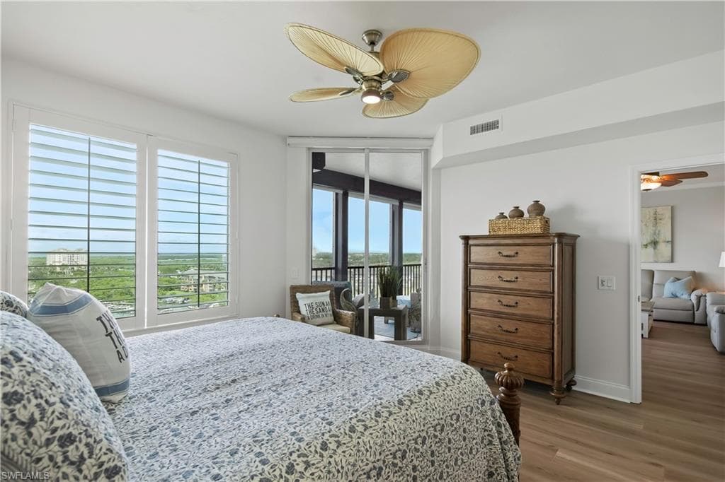 420 Cove Tower Dr 1202, Naples, FL 34110-12