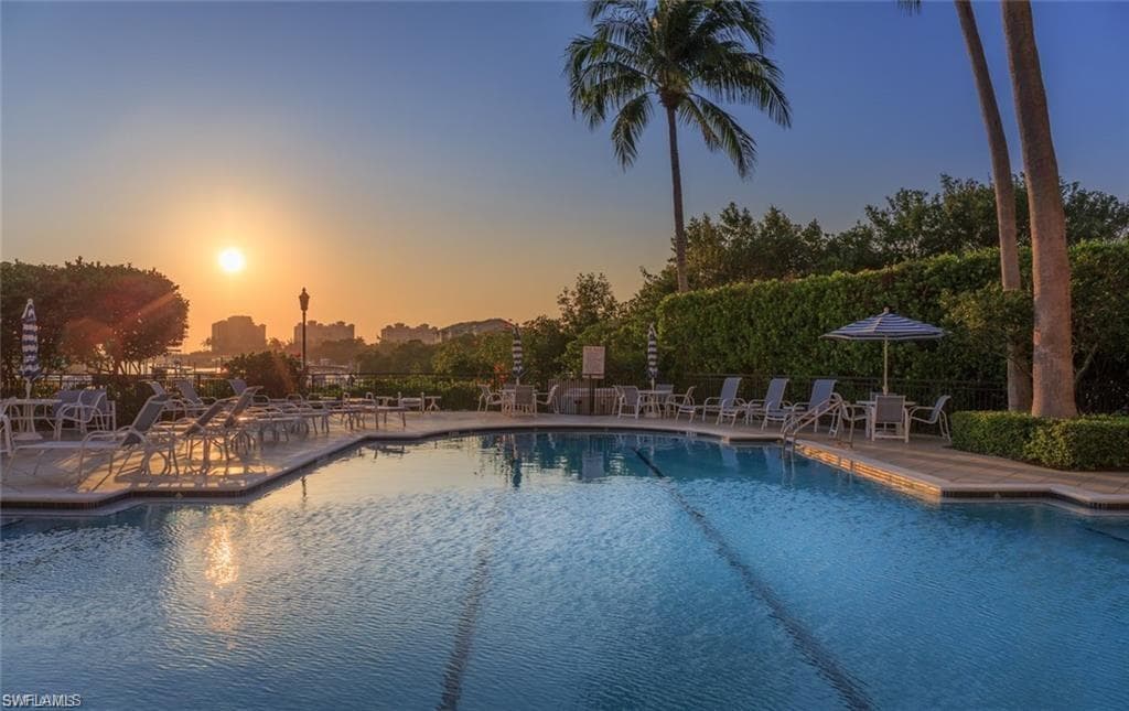 420 Cove Tower Dr 1202, Naples, FL 34110-19