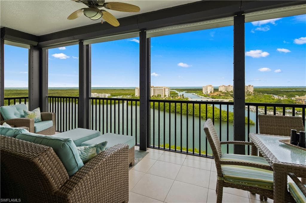 420 Cove Tower Dr 1202, Naples, FL 34110-5