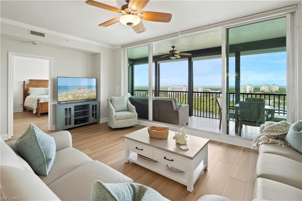 420 Cove Tower Dr 1202, Naples, FL 34110-7