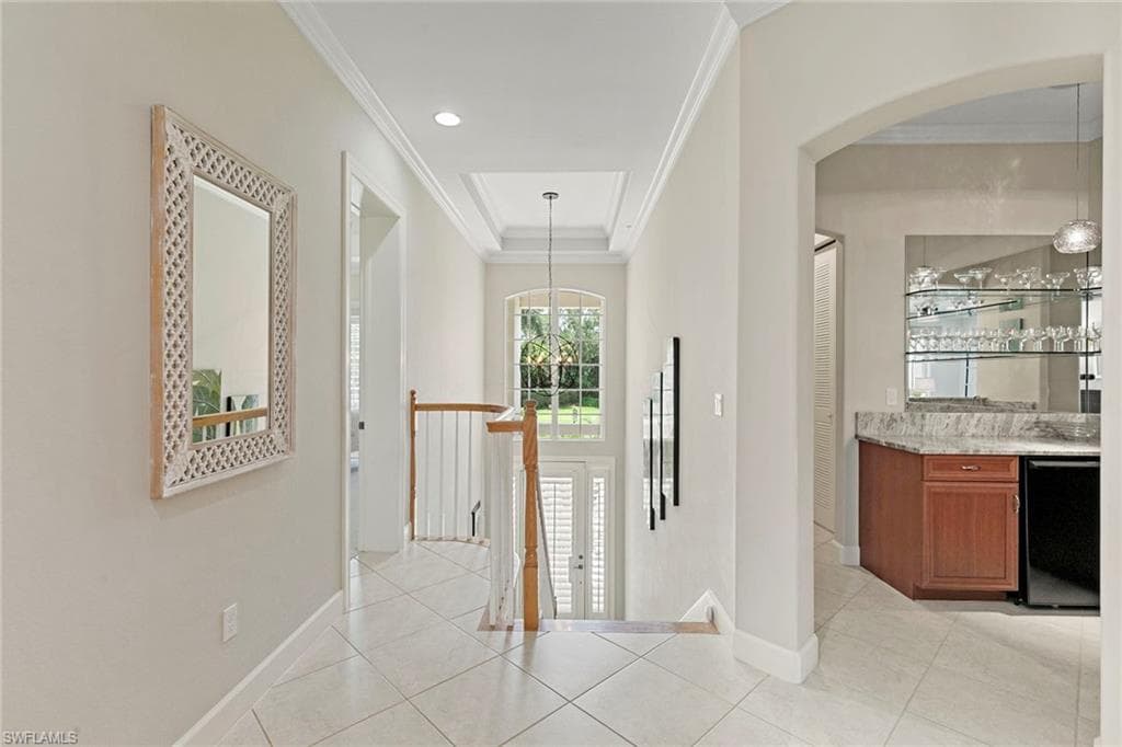 8085 Players Cove Dr 201, Naples, FL 34113-20