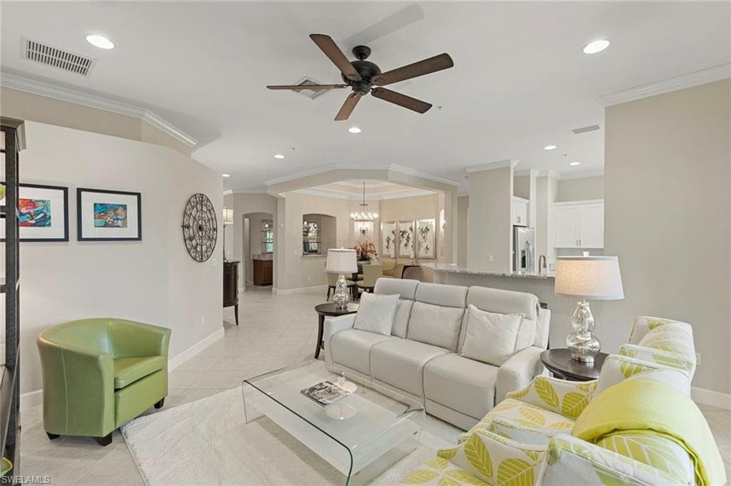 8085 Players Cove Dr 201, Naples, FL 34113-50