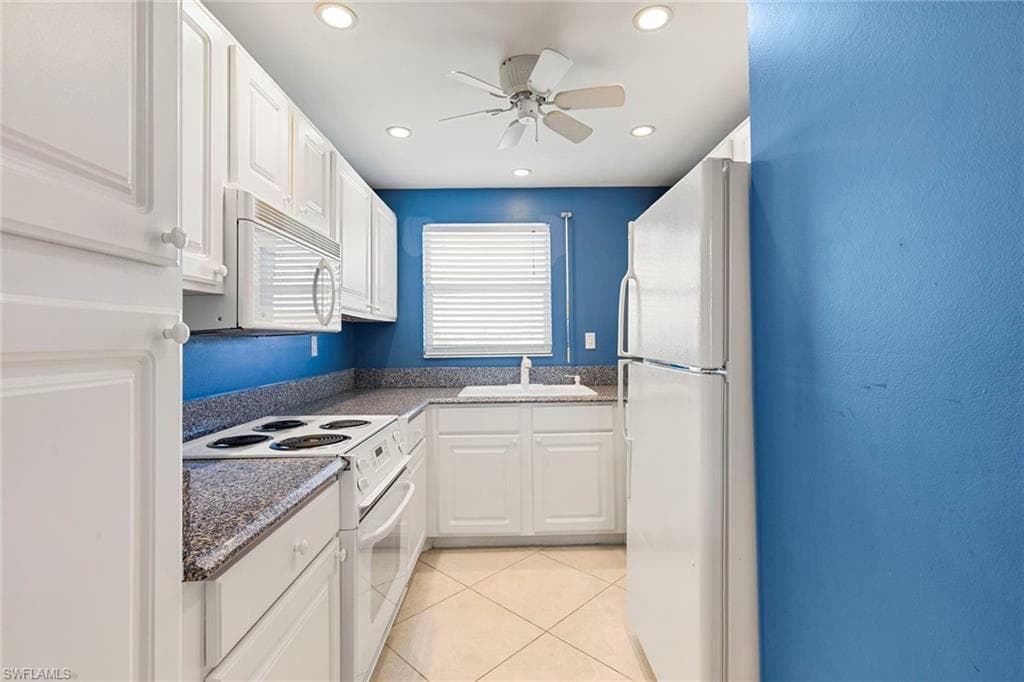 1200 Edington Pl A404, Marco Island, FL 34145-10