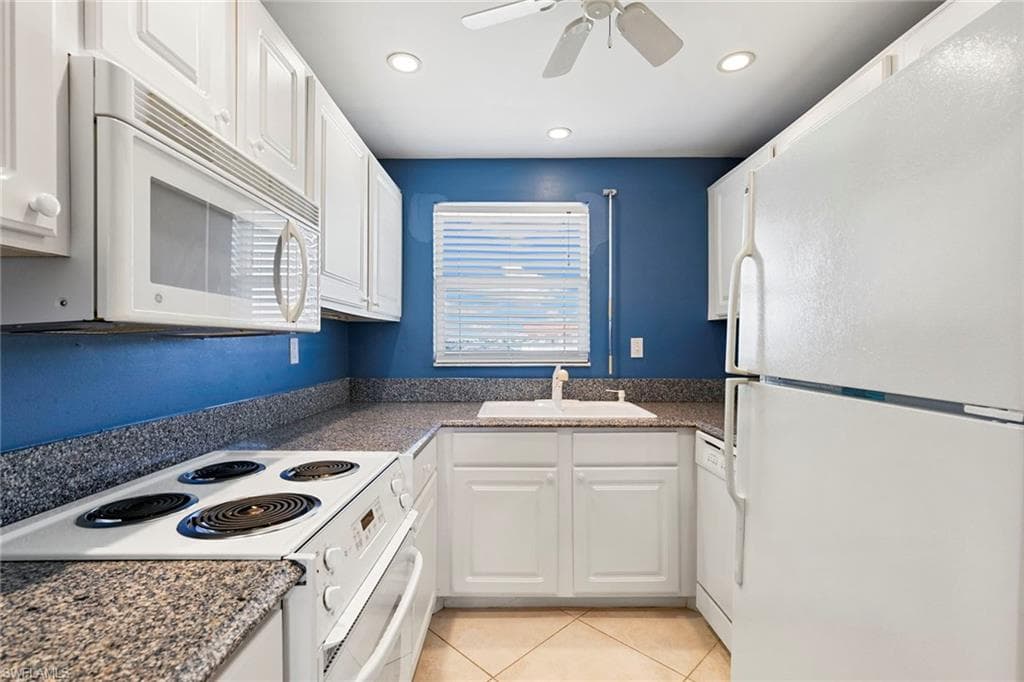 1200 Edington Pl A404, Marco Island, FL 34145-39