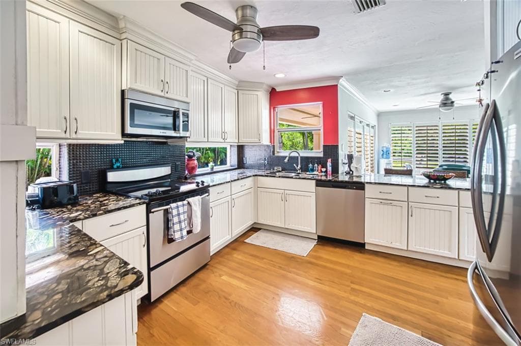 2727 66th St SW, Naples, FL 34105-16