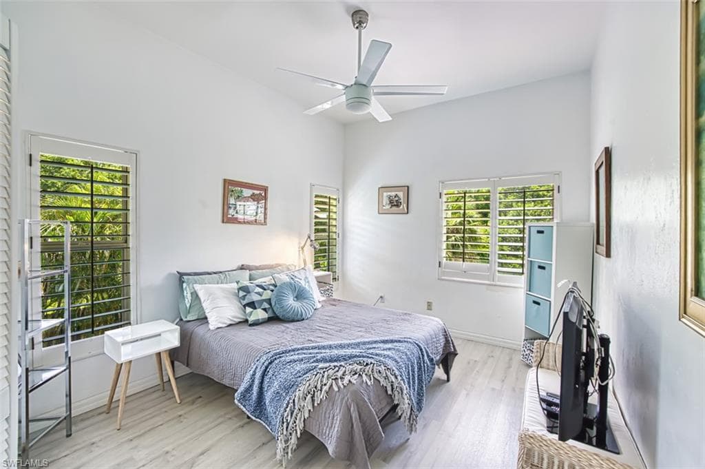 2727 66th St SW, Naples, FL 34105-35