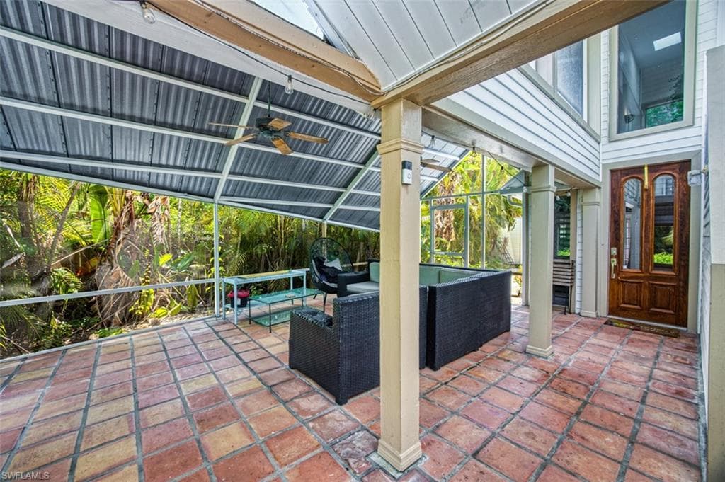 2727 66th St SW, Naples, FL 34105-7