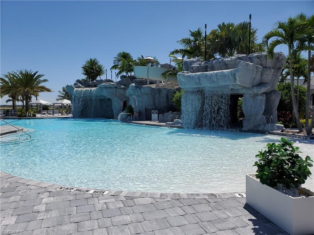 19604 Utopia Ln, Estero, FL 33928-27