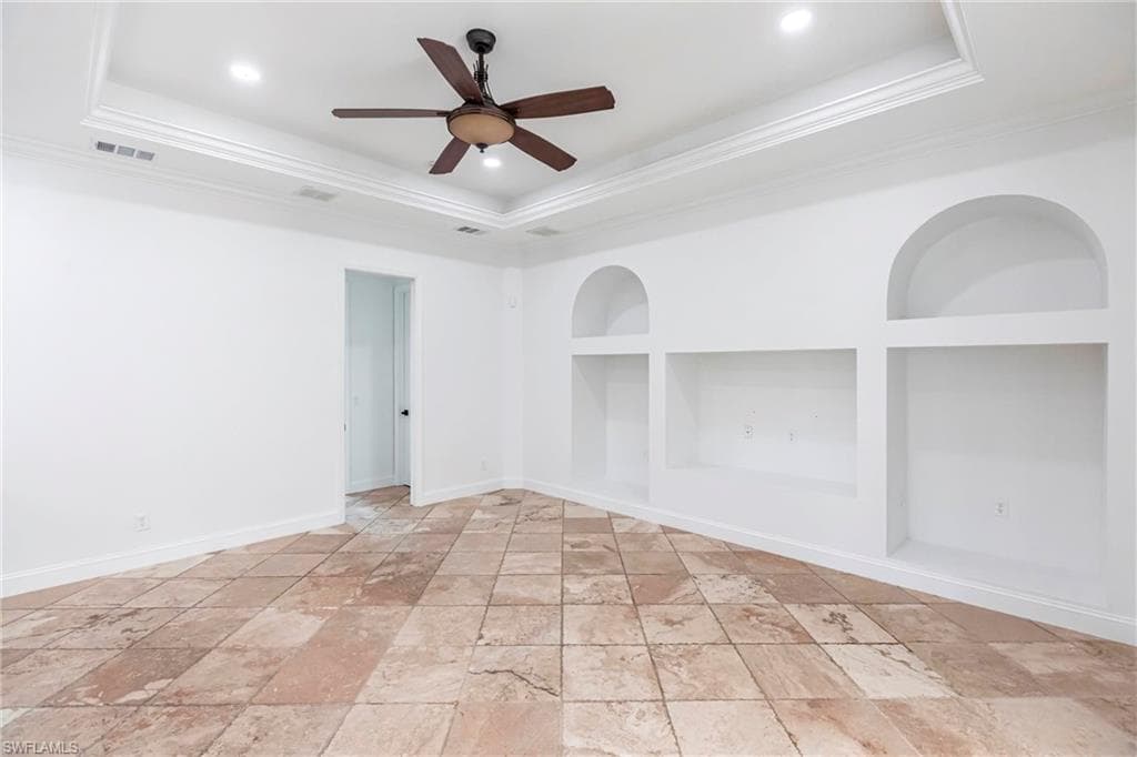3223 4th Ave NE, Naples, FL 34120-20
