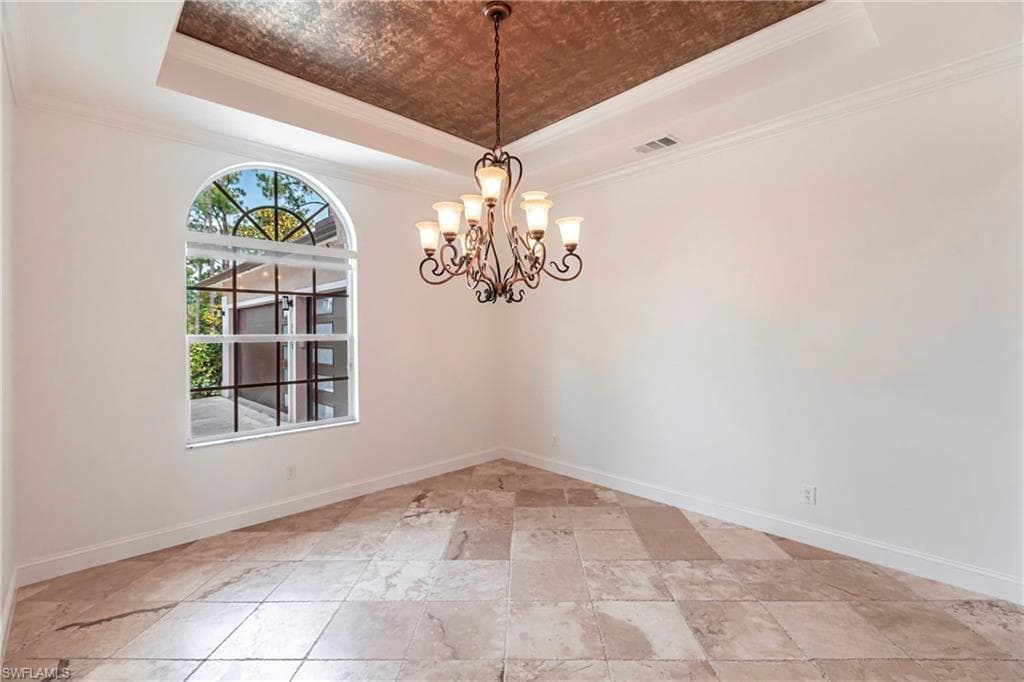 3223 4th Ave NE, Naples, FL 34120-21