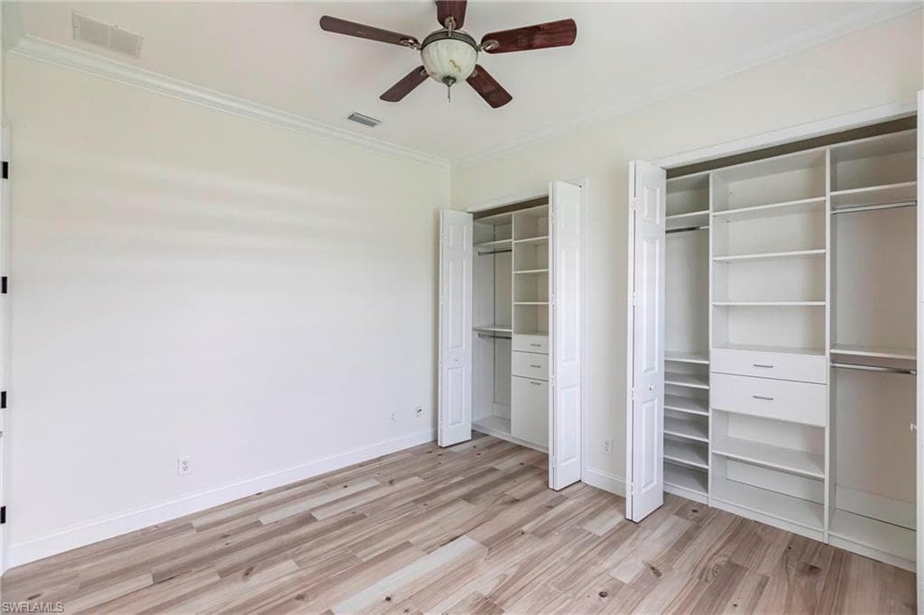 3223 4th Ave NE, Naples, FL 34120-30