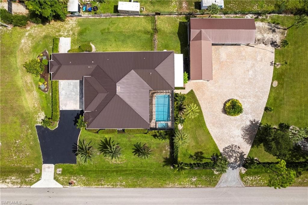 3223 4th Ave NE, Naples, FL 34120-48