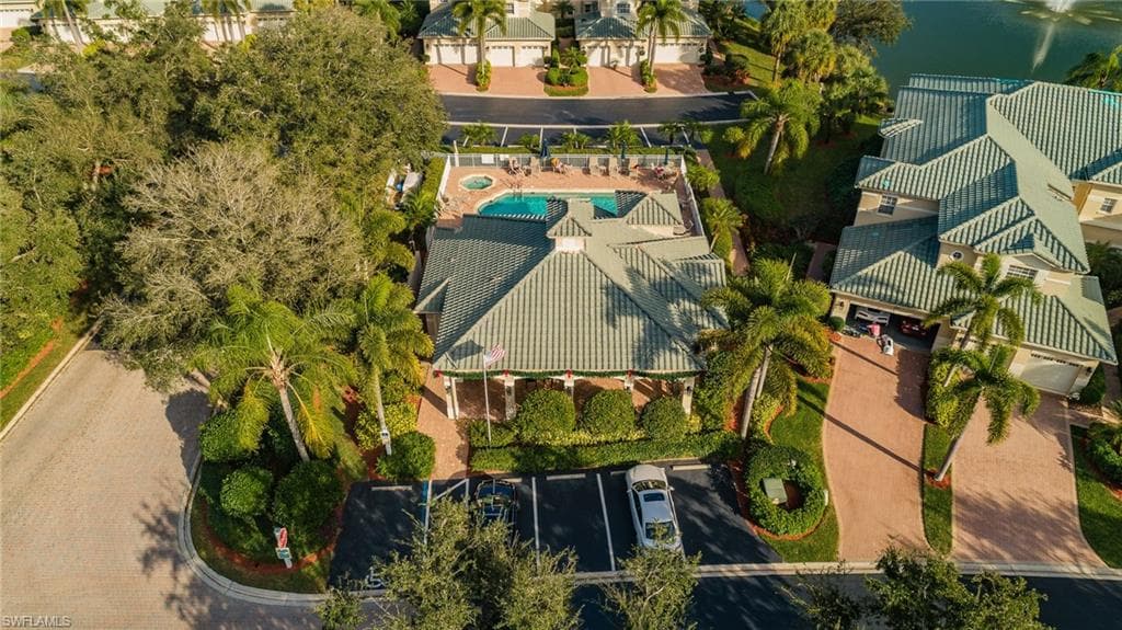 608 Vintage Reserve Ln 24a, Naples, FL 34119-6