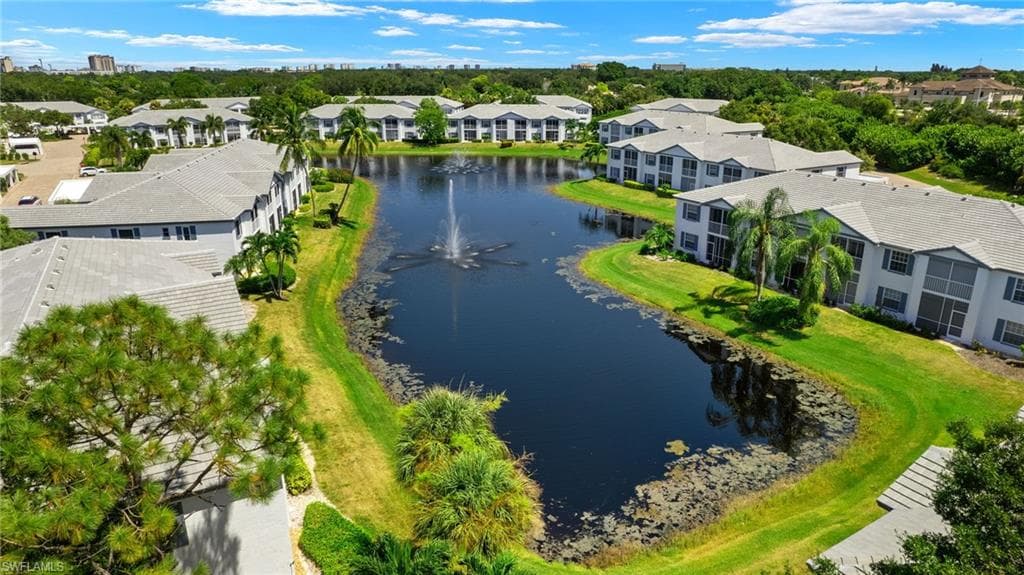 824 Tanbark Dr 104, Naples, FL 34108-15