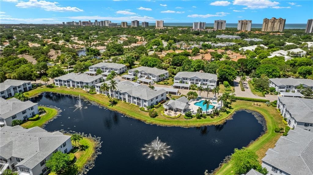 824 Tanbark Dr 104, Naples, FL 34108-17