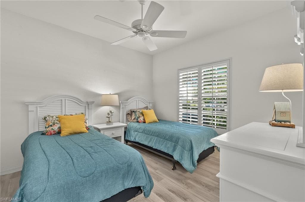 824 Tanbark Dr 104, Naples, FL 34108-8