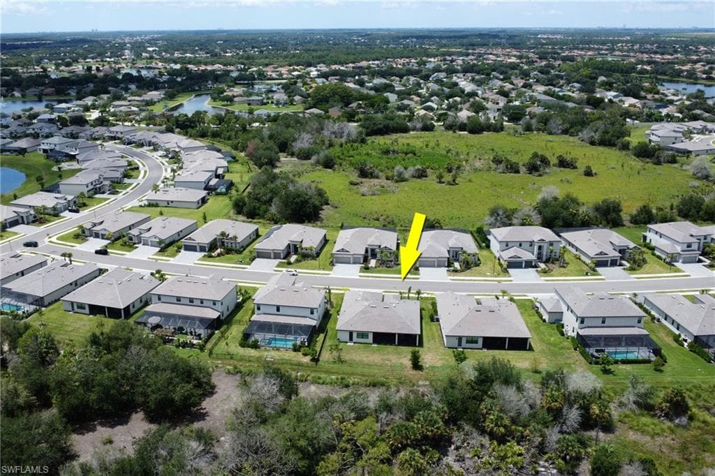 11035 Pebble Springs Run, Fort Myers, FL 33913-39