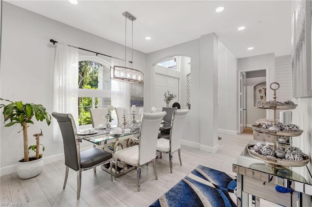 2991 20th Ave NE, Naples, FL 34120-7
